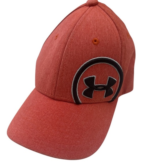 Under Armour Other - EUC Boys Under Armour Red + Black Fitted Baseball Cap Youth Small/Medium